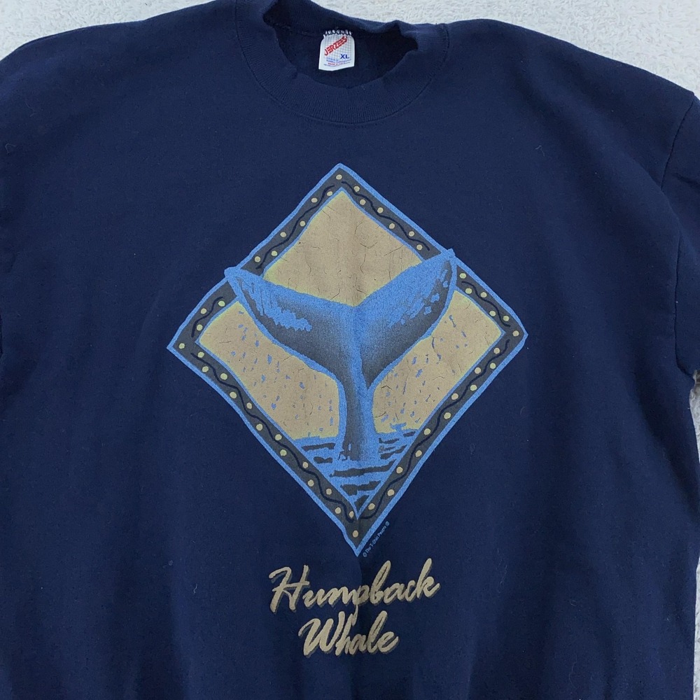 Vintage 90s Humpback Whale Sweatshirt Mens M/ Navy Blue Nature Ocean Made USA